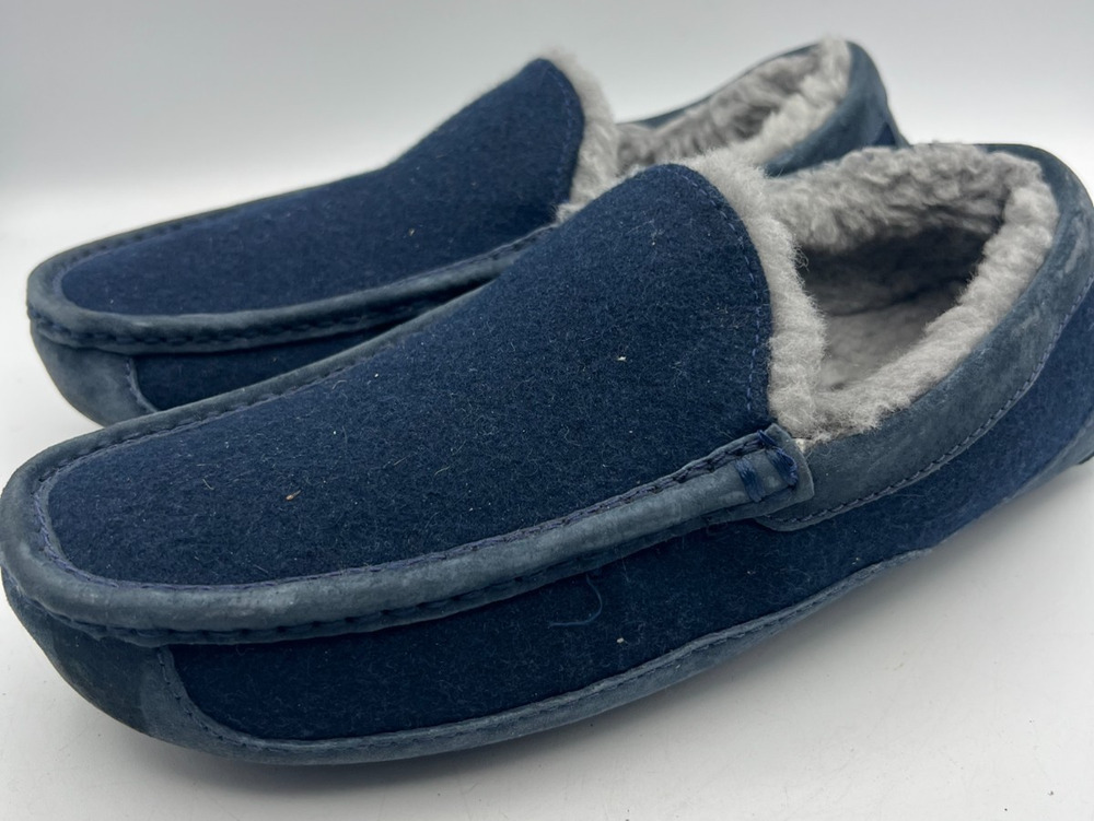 UGG Australia Mens Blue Suede Shearling Lined Moccasin Slippers Size 7